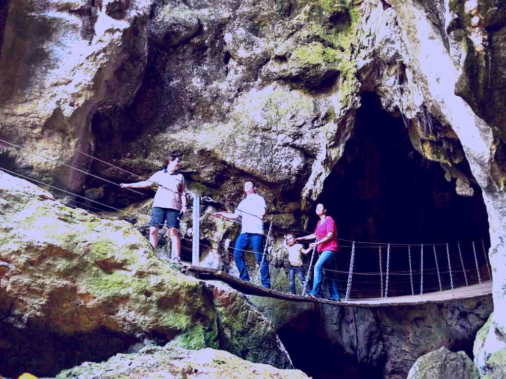 SubjectCoach | Capricorn Caves