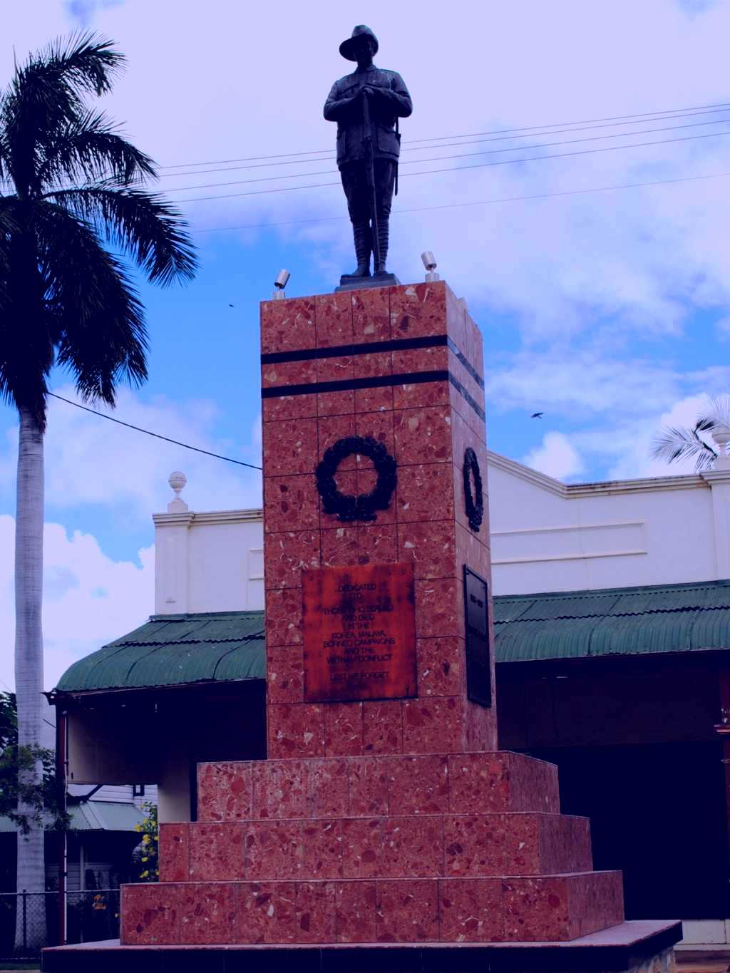 SubjectCoach | Charters Towers Memorial Cenotaph
