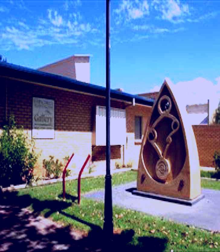 SubjectCoach | Chinchilla White Gums Art Gallery