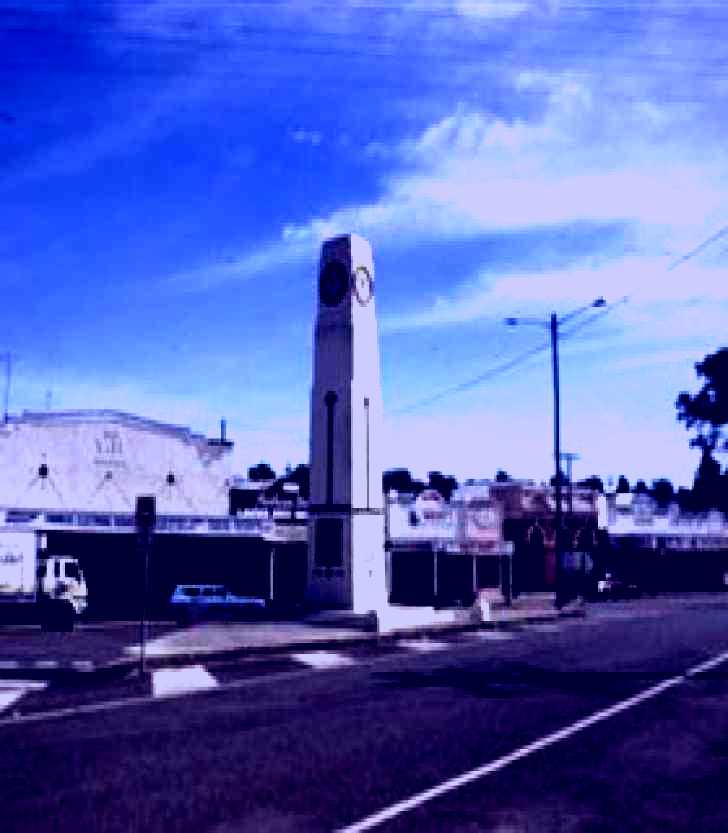 SubjectCoach | Goomeri War Memorial Clock