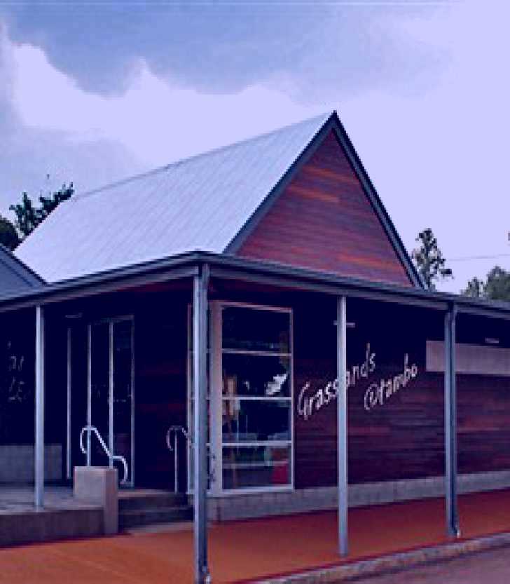 SubjectCoach | Grassland Art Gallery