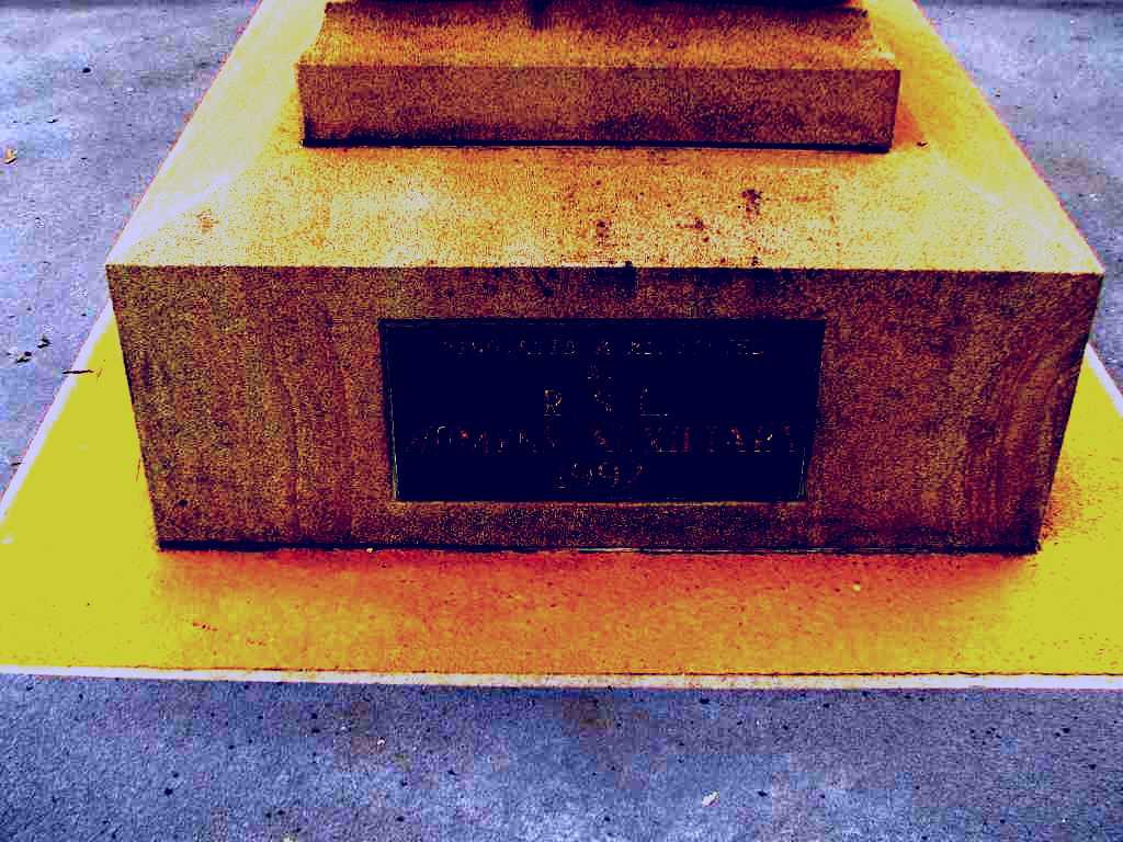 SubjectCoach | Soldier Statue Memorial, Chinchilla