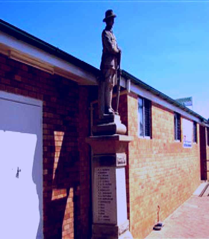 SubjectCoach | Westbrook War Memorial