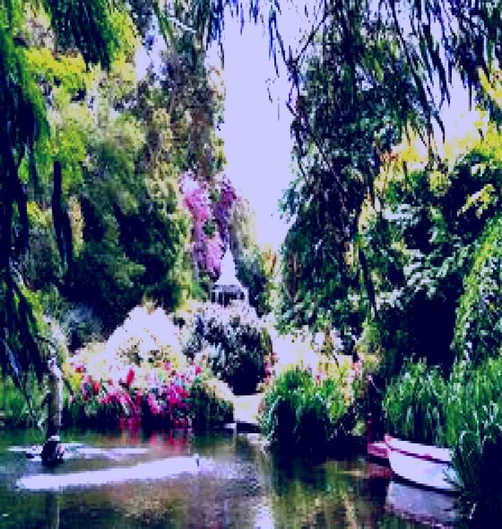 SubjectCoach | Laughton Park Gardens and Tearooms