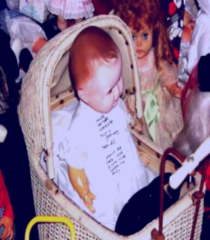 SubjectCoach | Little Darlings Doll Museum and Coffee Shop