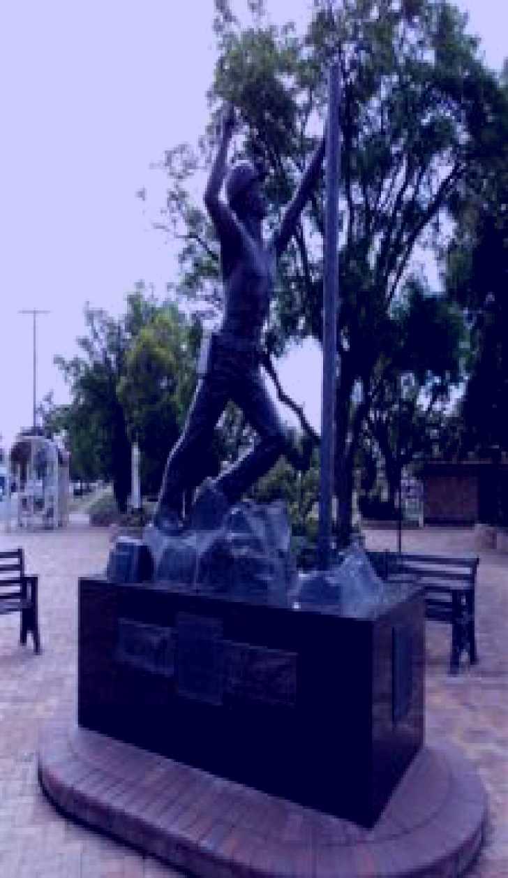 SubjectCoach | Miners Memorial Statue