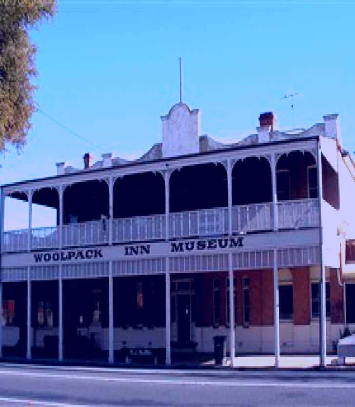 SubjectCoach | Woolpack Inn Museum