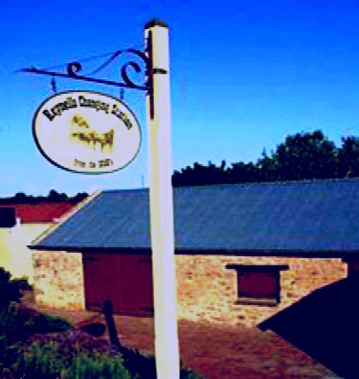 SubjectCoach | Reynella Horse Changing Station