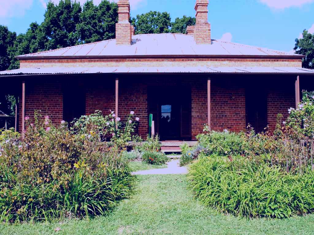 SubjectCoach | Lake View House