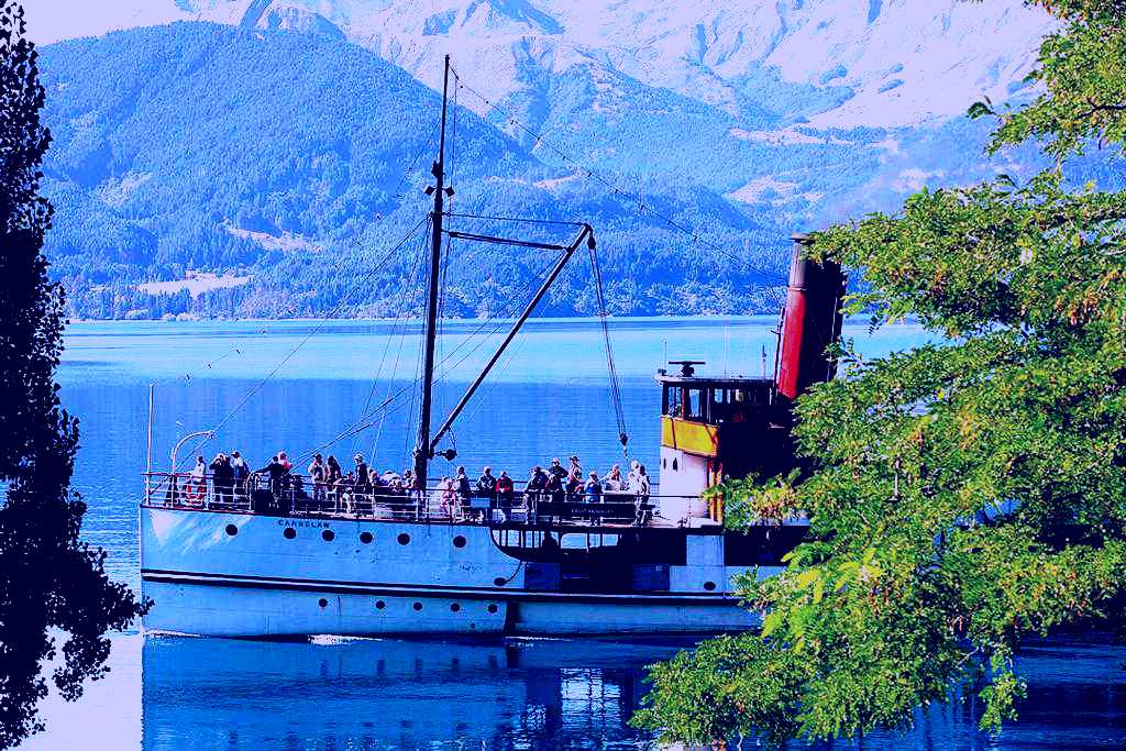SubjectCoach | TSS Earnslaw Steamship Lake Cruises, Real Journeys